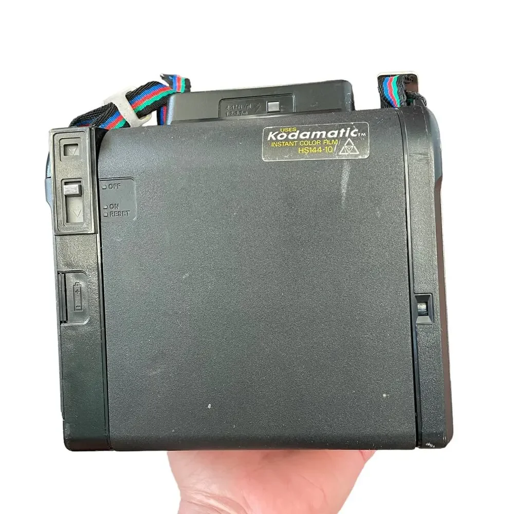 Vintage Kodak Kodamatic 940 Camera Instant Handheld Photography READ UNTESTED